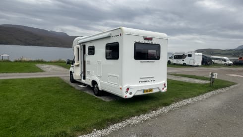 carrie the camper  – modern 6 berth camper 4 belts start your adventure now 