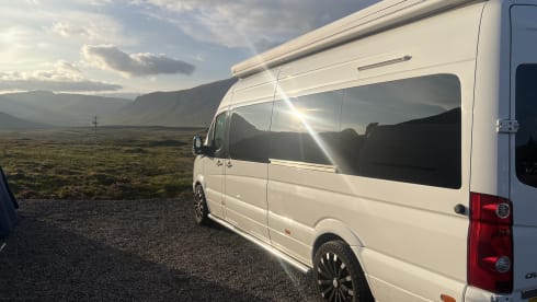 Dignity  – Volkswagen Crafter 4 couchages 