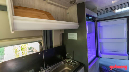 Camper van for rent from 2020 - Fiat Ducato Livingstone 5