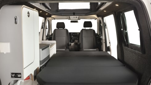 Beautiful Tonke XL (2021) VW camper from the Netherlands