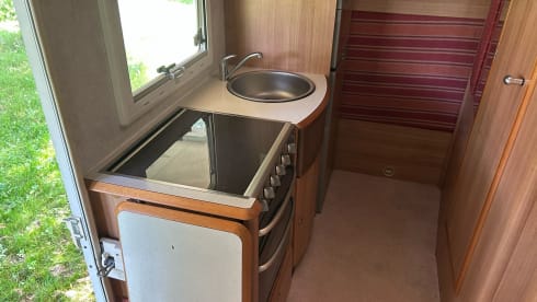 Rimor – 6p Ford alcove uit 2005
