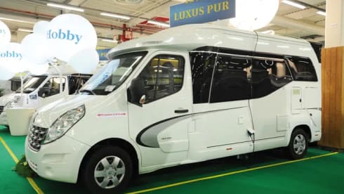 Very luxurious 2p Hobby Premium semi-integrated from 2013