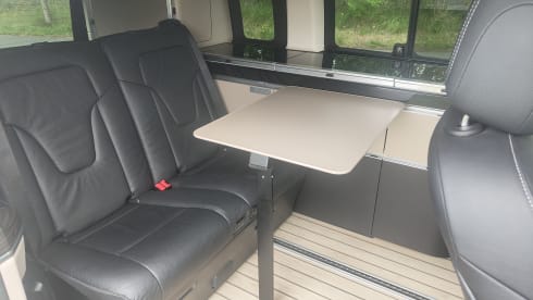 4-person Mercedes-Benz campervan from 2020