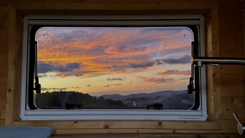 Makai – Van Camperizzato in legno