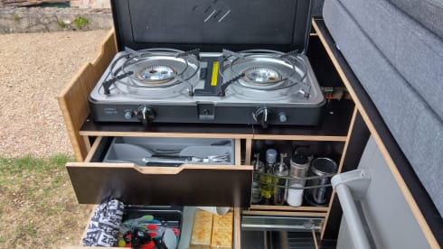 Castaway – Volkswagen Castaway Costa Petrol
