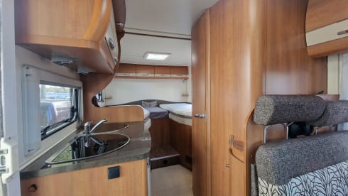 C14 – Hobby -Toscane met lage enkele bedden