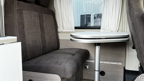 Clever Max – Just get out of everyday life...