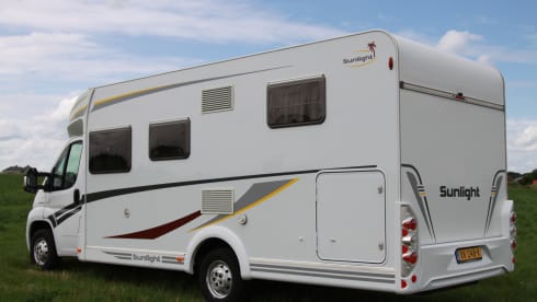 4p Sunlight semi-integrated uit 2013