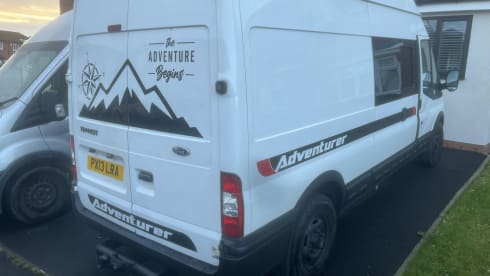 Jean ford van dam  – 3 berth Ford Transit campervan 