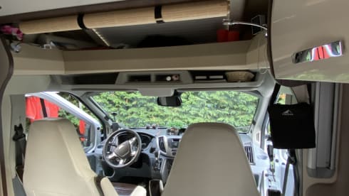 Tom / Sandra – 4p Benimar semi-integrated uit 2019