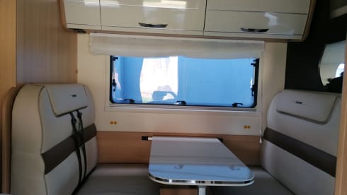 Forster (is from Eura Mobil) alcove from 2024 6 seats as new