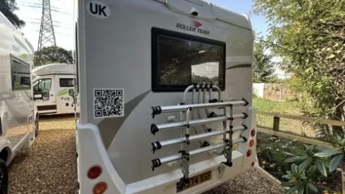 Mont Blanc – BRAND NEW 6 Berth Roller Team Auto-Roller 747 (2024) Manual
