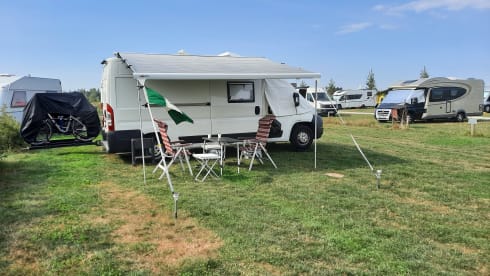 Take Five! – Compact yet spacious practical 2 person Peugeot bus camper