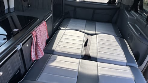 4 berth Mercedes-Benz campervan from 2004