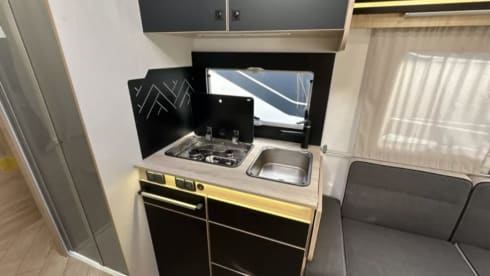 4p Chausson semi-integrated uit 2025