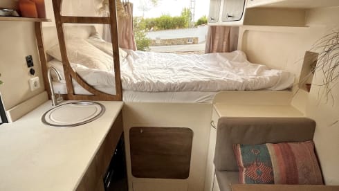 Sol – The Mediterranean off-grid camper