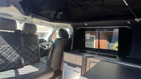 Ted – 4 berth Volkswagen campervan from 2020