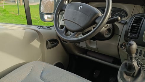 Trafic  – Camping-car Renault 4 places à partir de 2025