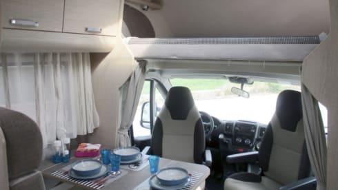 Mindervalide camper // rolstoel friendly – 4p Other other from 2025