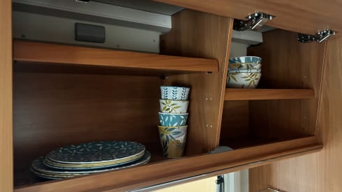 Guusje – Hymer with length beds super luxury camper