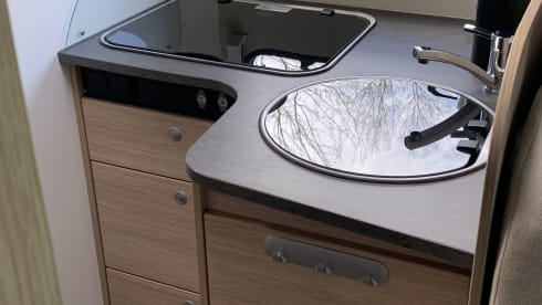4 person Sunlight T69L from 2018