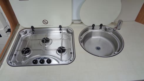 Camper for 6 people, bunk bed / CF6