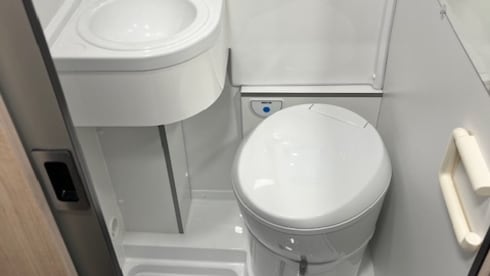 Emma – 4p Citroën bus from 2023