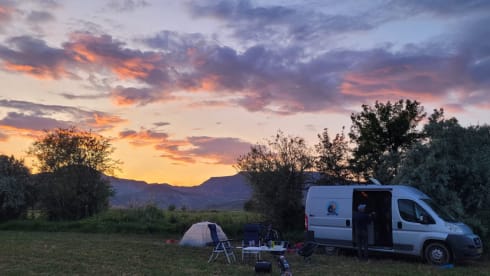 Zelfbouw Fiat Ducato – Chris and Maria's bus