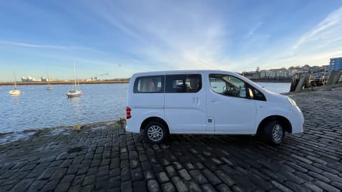 Cera – modern super cosy Left HD. - insurance included in price !