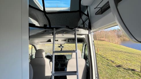 VW Grand California off-grid