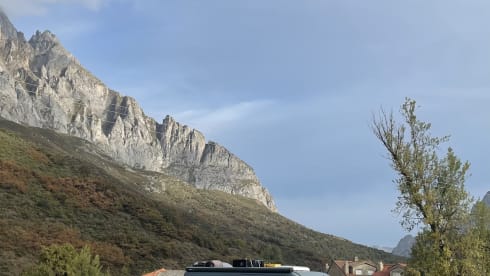 Roadrunner – Sunlight Cliff 601 Adventure Autark