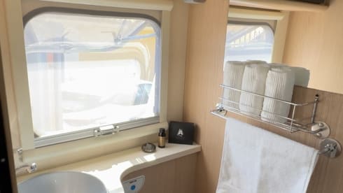 RobertaPantano – Noah's camper