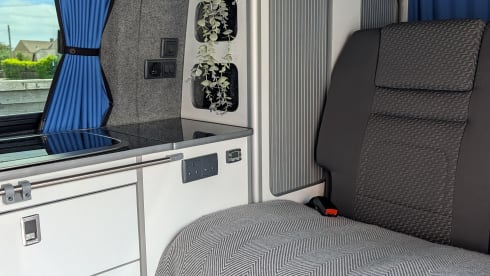 Seve – 4 berth Volkswagen campervan from 2015