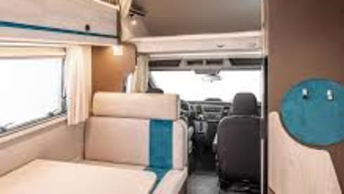 6p Ford alcove uit 2023