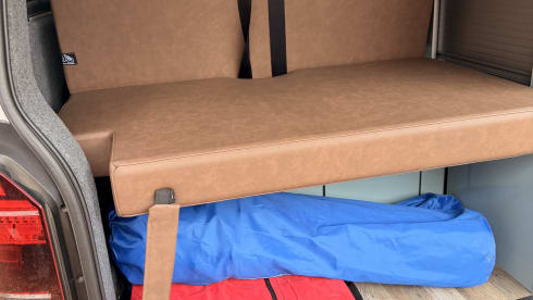 Dame Judy – 4 berth Volkswagen campervan from 2024