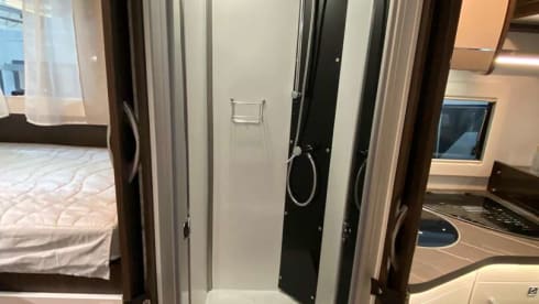 4p Benimar semi-integrated uit 2023