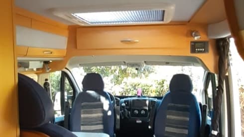 Bavaria Camp Marino – Marino: practical 2p Fiat Ducato bus camper