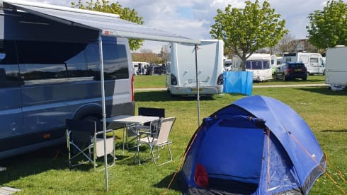 BETTY BOXER – BETTY - PEUGEOT BOXER XLWB - Quirky converted campervan 