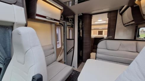 5 peroons familie camper – 5p Fiat integrated uit 2017