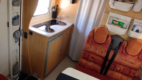 Camper for 4 comfortable seats