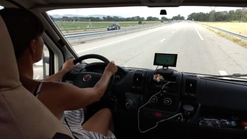 Mattia – Camper furgonato Ducato 6m Rollerteam doppio letto matrimoniale in coda