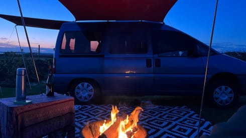 2p Peugeot campervan uit 1998