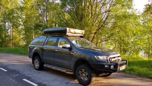 4p Ford rooftop from 2016