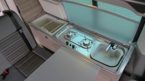 Dani – 4p Volkswagen campervan from 2012