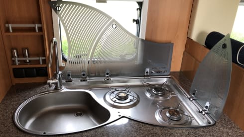 Very neat 4 person Dethleffs family camper!