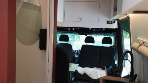 Luxurious and attractive off-grid Tiny House on wheels!