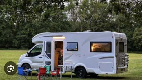 Wilderness – Équipe Roller 690 Auto 6 couchettes