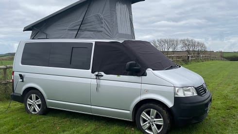 DORIS – Our beautiful VW Campervan, with lots of upgrades