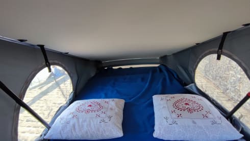 Choco – Nuggets plus 5 seats with automatic transmission