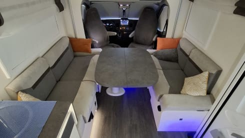 5p Challenger semi-integrated uit 2021